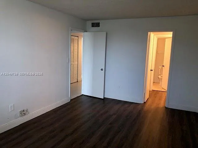 498 NW 165th Street Rd #D304 — Photo 8