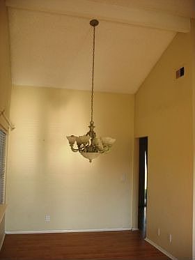 4th image of 326 N Mira Flores Ct