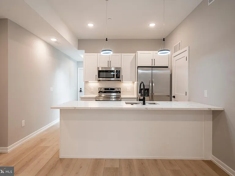 713 S Mildred St #2C — Photo 1