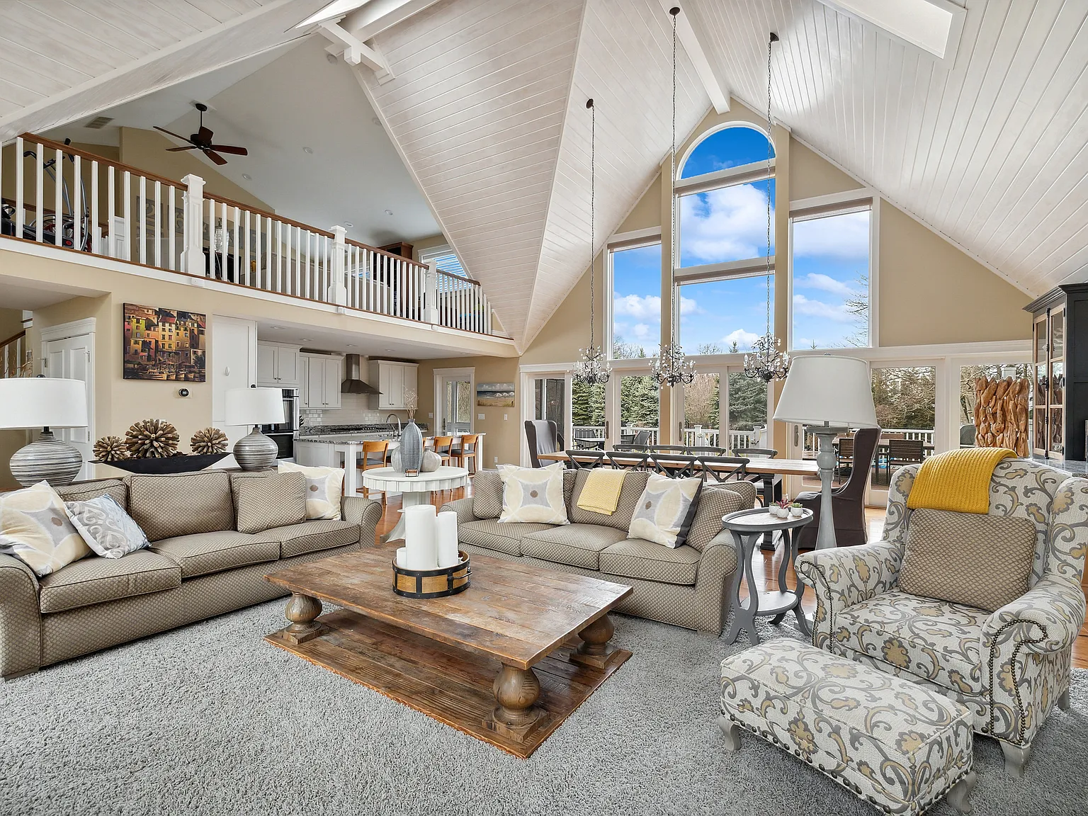 6 bed, 4814 sqft, $16,275 — Photo 3