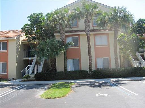 2nd image of 1241 The Pointe Dr