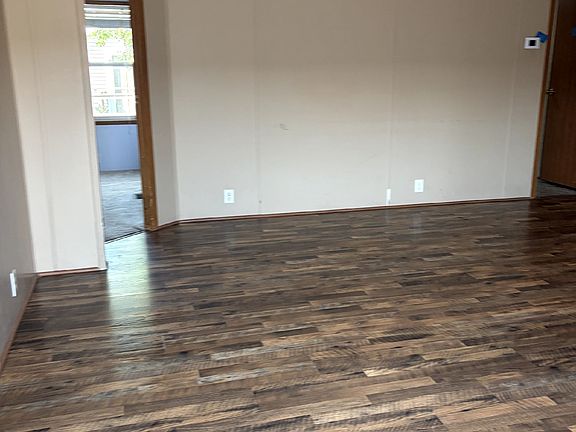 4th image of 10893 Autumn St #34