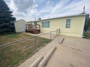 201 Dahlia St, Bennett, CO 80102