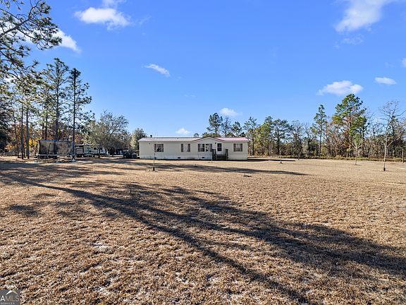 2nd image of 585 Brangus Ln