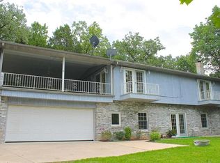 845 Lakeview Dr, Ridgedale, MO 65739