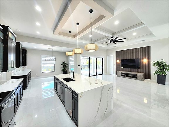 5th image of 1528 NW 36th Pl