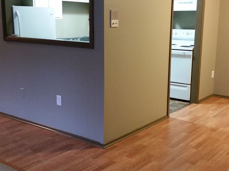 Dining/Kitchen