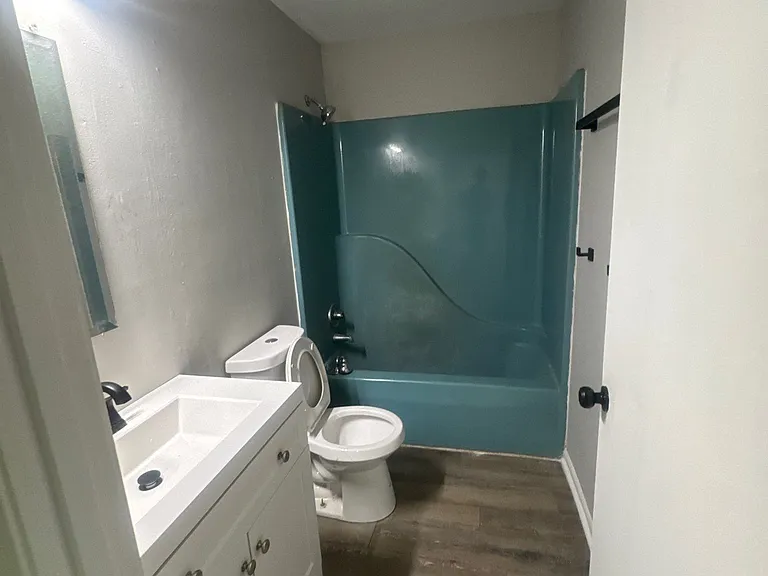 207 Highland St #4 — Photo 2