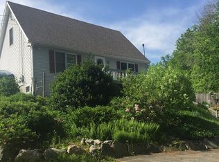 55 Southampton Rd, Westhampton, MA 01027