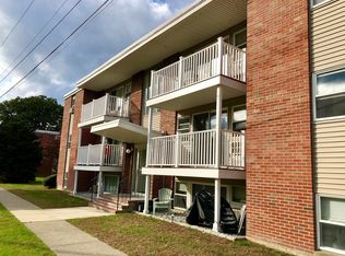 30 Worthen St APT A7, Chelmsford, MA 01824