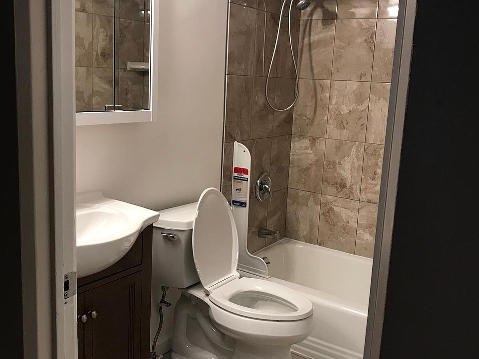 1st image of 10451 Briarbend Dr APT 1
