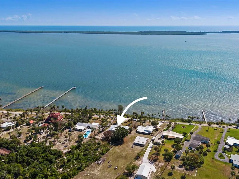 4003 S Indian River Dr — Photo 26