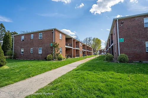 199 W End Ave Photo 1