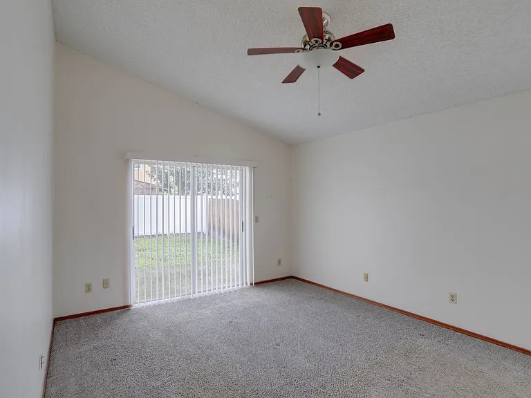 10038 Little Teak St — Photo 4