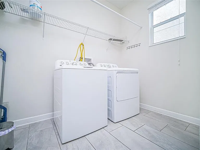 1565 Flange Dr — Photo 20