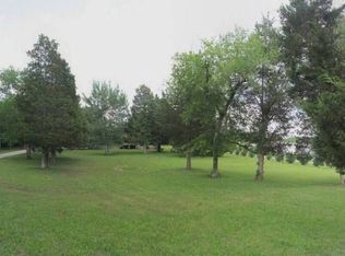 2628 Bristow Rd, Columbia, TN 38401