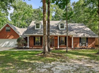 328 Lake Shore Dr, Mandeville, LA 70471