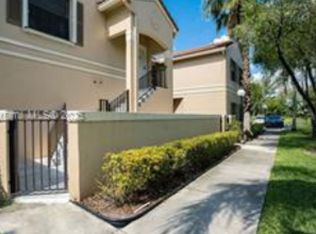 15865 SW 6th Pl, Hollywood, FL 33027