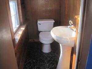 1/2 BATH