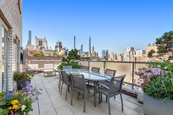 Sold by Corcoran | media 2