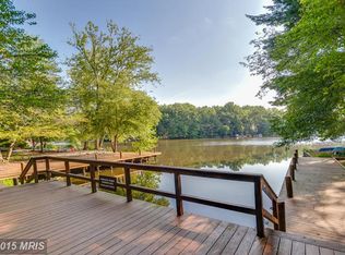 11432 Orchard Ln, Reston, VA 20190