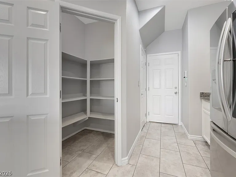 89 Sertata Ct — Photo 20