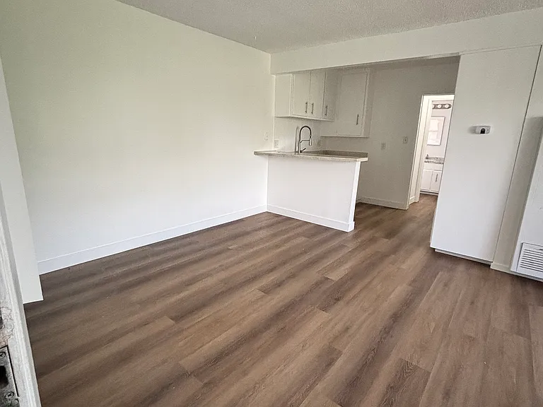 9361 Cellini Ave #6 — Photo 8