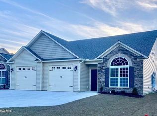 3221 Gordon Dr #B, Greenville, NC 27834