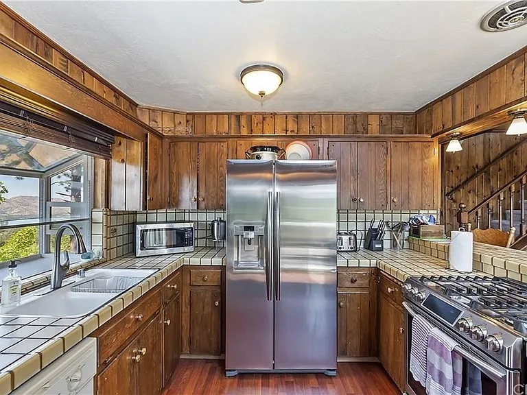 28711 Bryce Dr — Photo 40