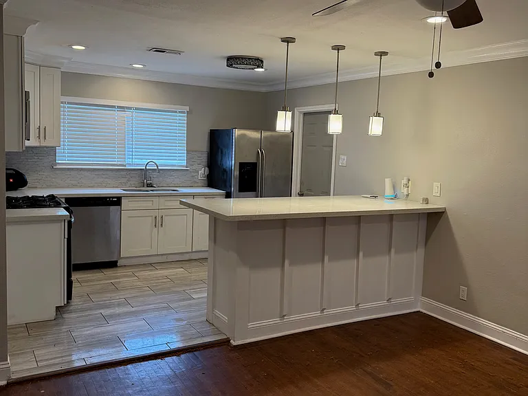6310 Belarbor St — Photo 41