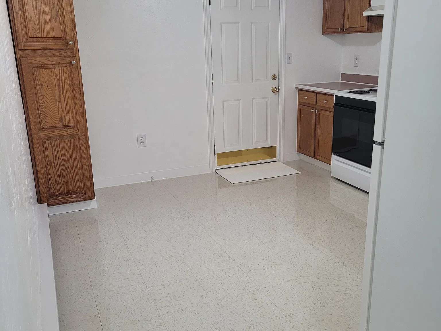 Arcadia St, Revere — Photo 3