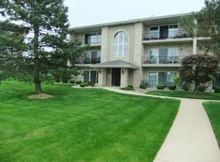 11125 Wisconsin Ct APT 1A, Orland Park, IL 60467