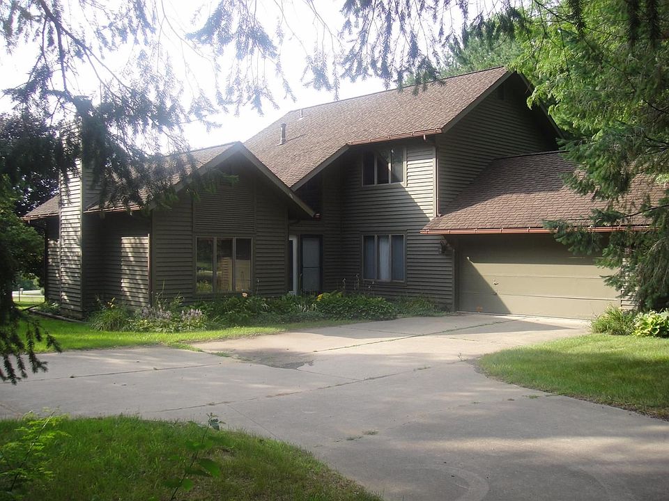1st image of 974 Beaver Crossing Ln