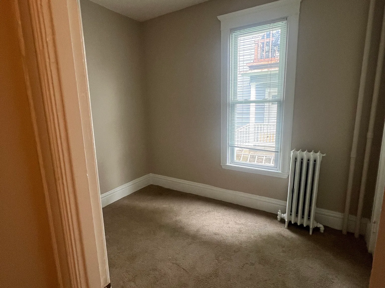 1 bed, 800 sqft, $950 — Photo 1