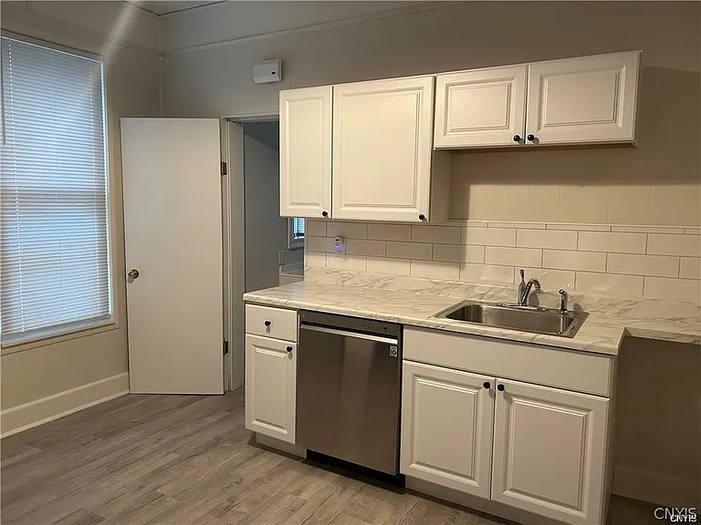 309 Hamilton St — Photo 8