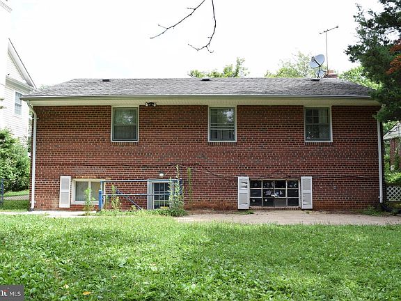 3rd image of 11020 Stillwater Ave
