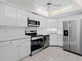 2425 Presidential Way APT 801, West Palm Beach, FL 33401