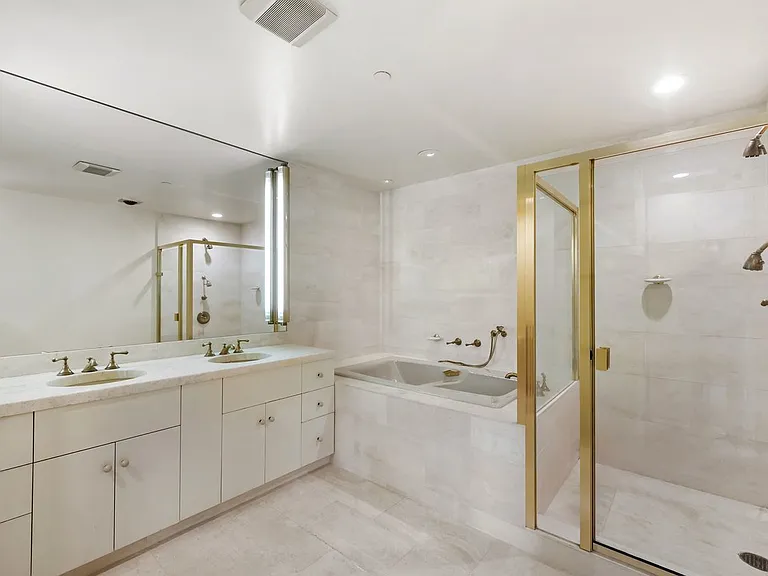 611 Washington St #2305 — Photo 14