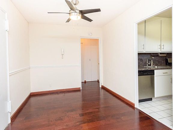 2nd image of 5700 Arlington Ave APT 20D