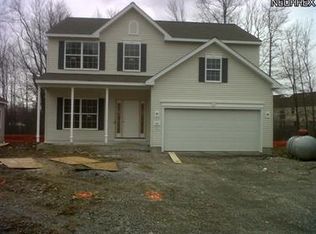 1027 Dodge Dr, Amherst, OH