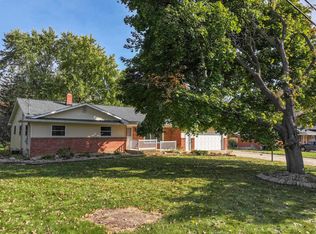 2354 Middlecroft Dr, Burton, MI 48509