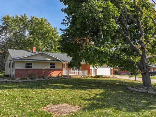2354 Middlecroft Dr, Burton, MI 48509