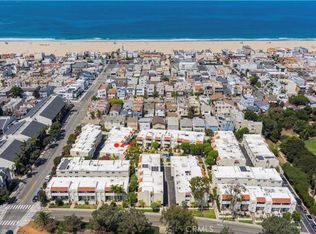415 2nd St, Hermosa Beach, CA 90254