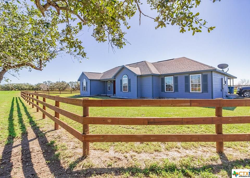 1st image of 113 Old Beeville Hwy