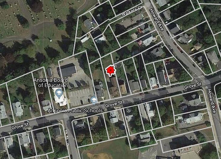 2nd image of 38 Grove St