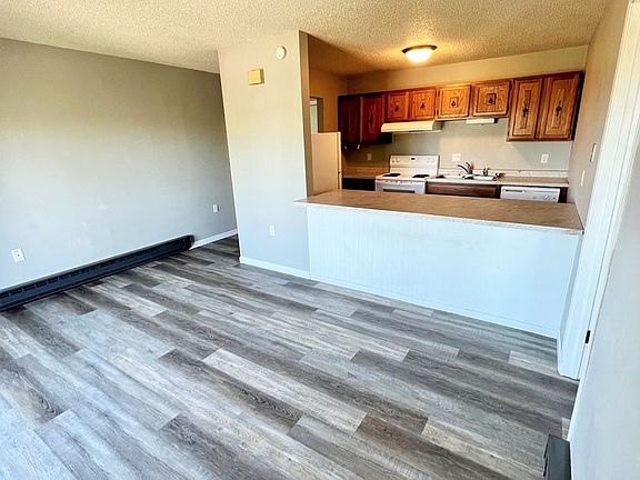 3rd image of 1271 Boulder Dr APT 324