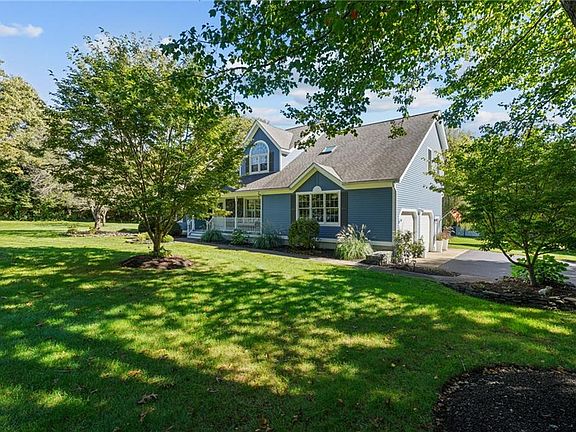 2nd image of 495 Congdon Dr