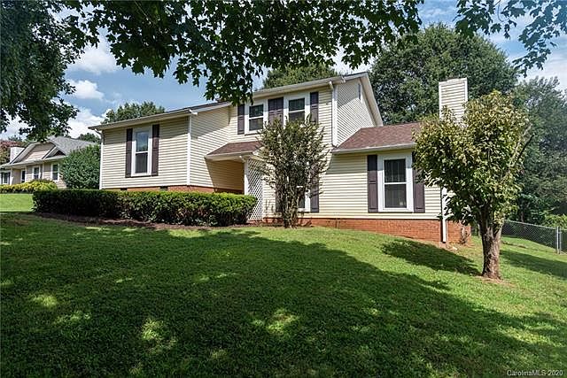 1st image of 606 Pebblestone Ct