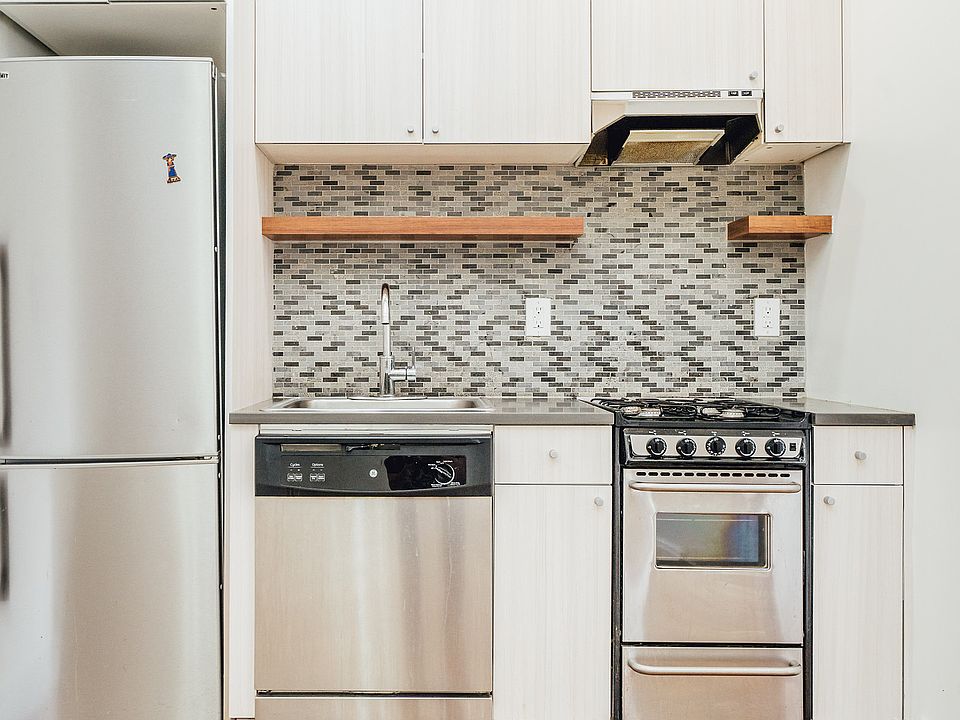 1st image of 358 Palmetto St #3A