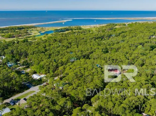 801 Infanta Pl #97, Dauphin Island, AL 36528